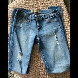 💙 EUC Hollister Super Skinny Jeans